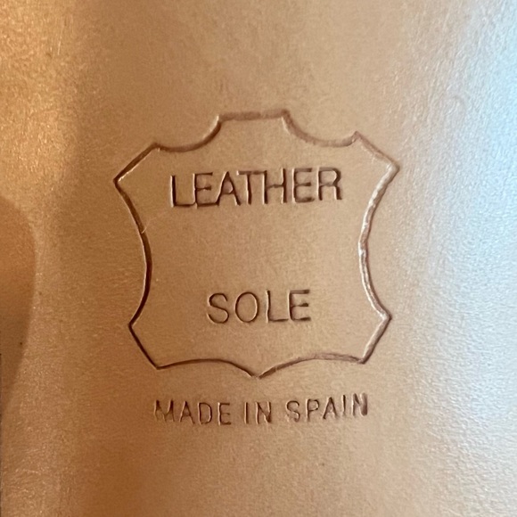 Stuart Weitzman Silver Strappy Heels size 9 - Picture 6 of 8